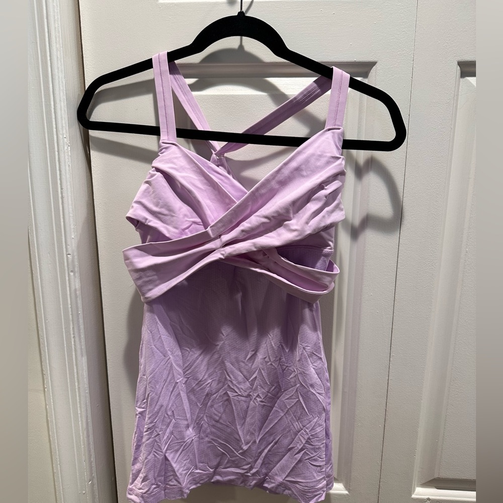 Lululemon athletic top